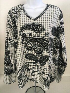 White Stag Fleece Pajama Top XL 16 to 18 White w Black Paisley V neck Long Sleev